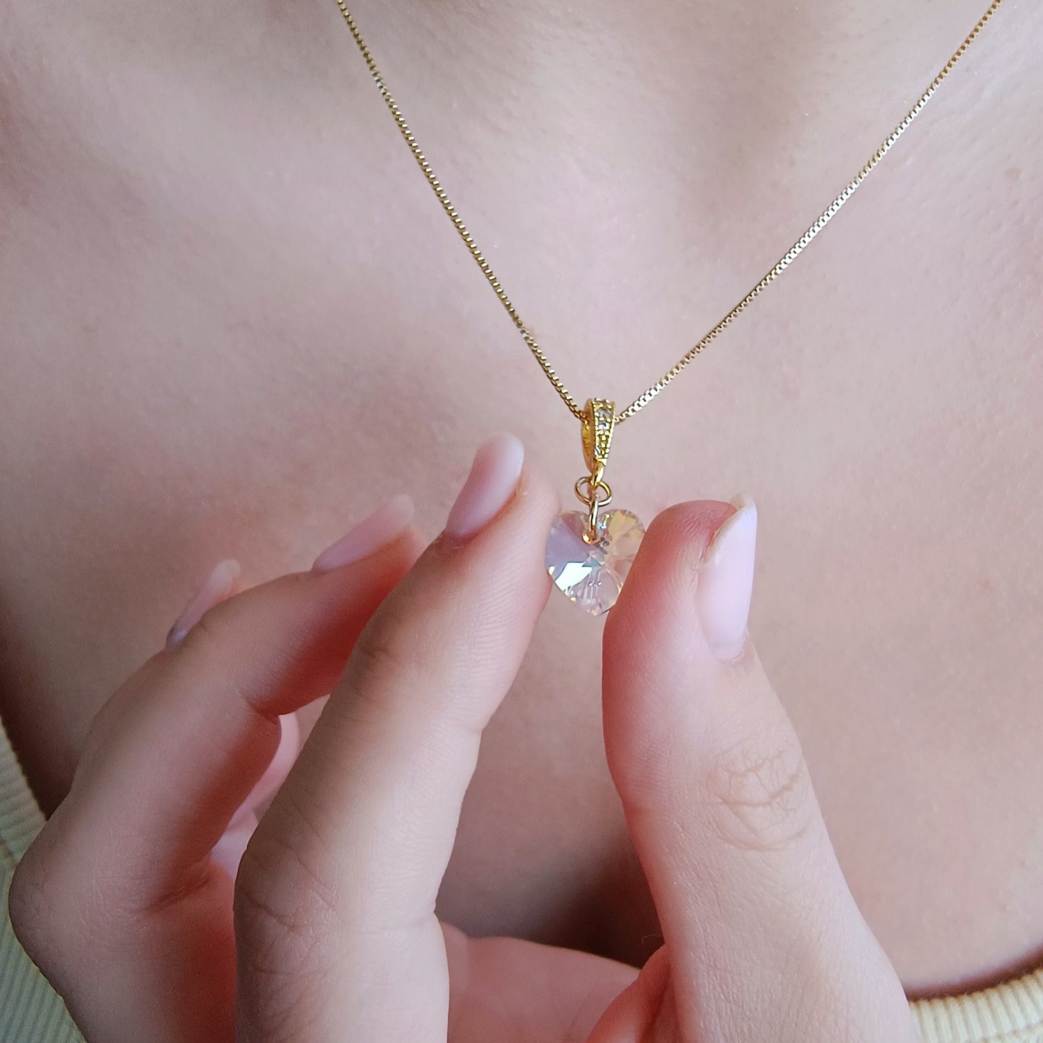 Conjunto Cadena y Colgante Corazón Tornasol Blanco - Baño de Oro 18Kt