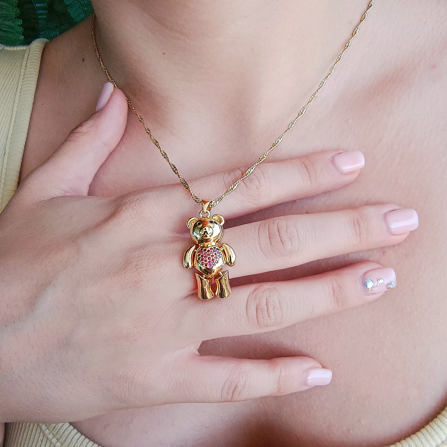Conjunto Cadena y Colgante Osito Articulado con Corazón de Circones Rojos
