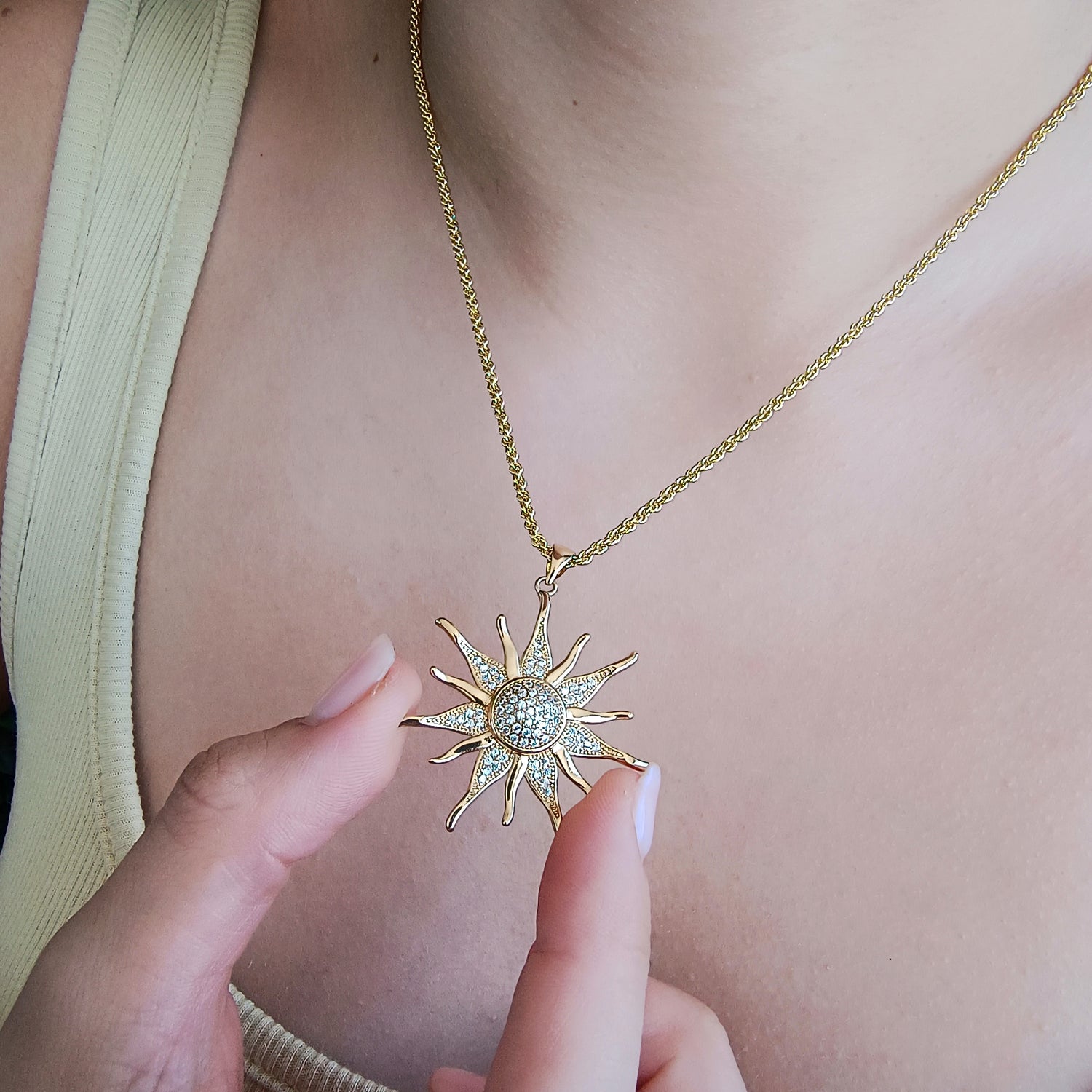 Conjunto Cadena y Colgante Sol Grande - Baño de Oro 18Kt
