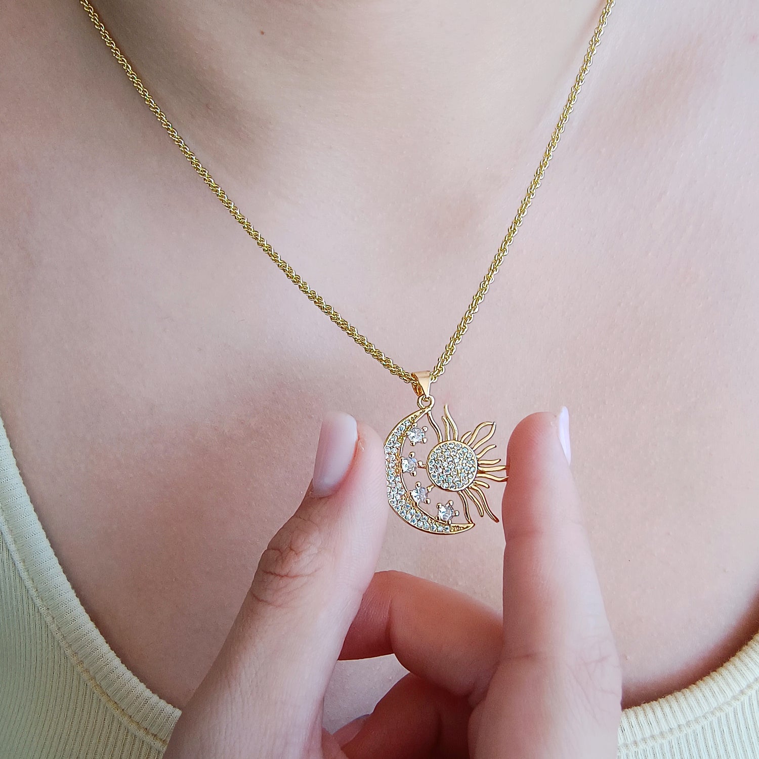 Conjunto Cadena y Colgante Sol y Luna - Baño de Oro 18Kt