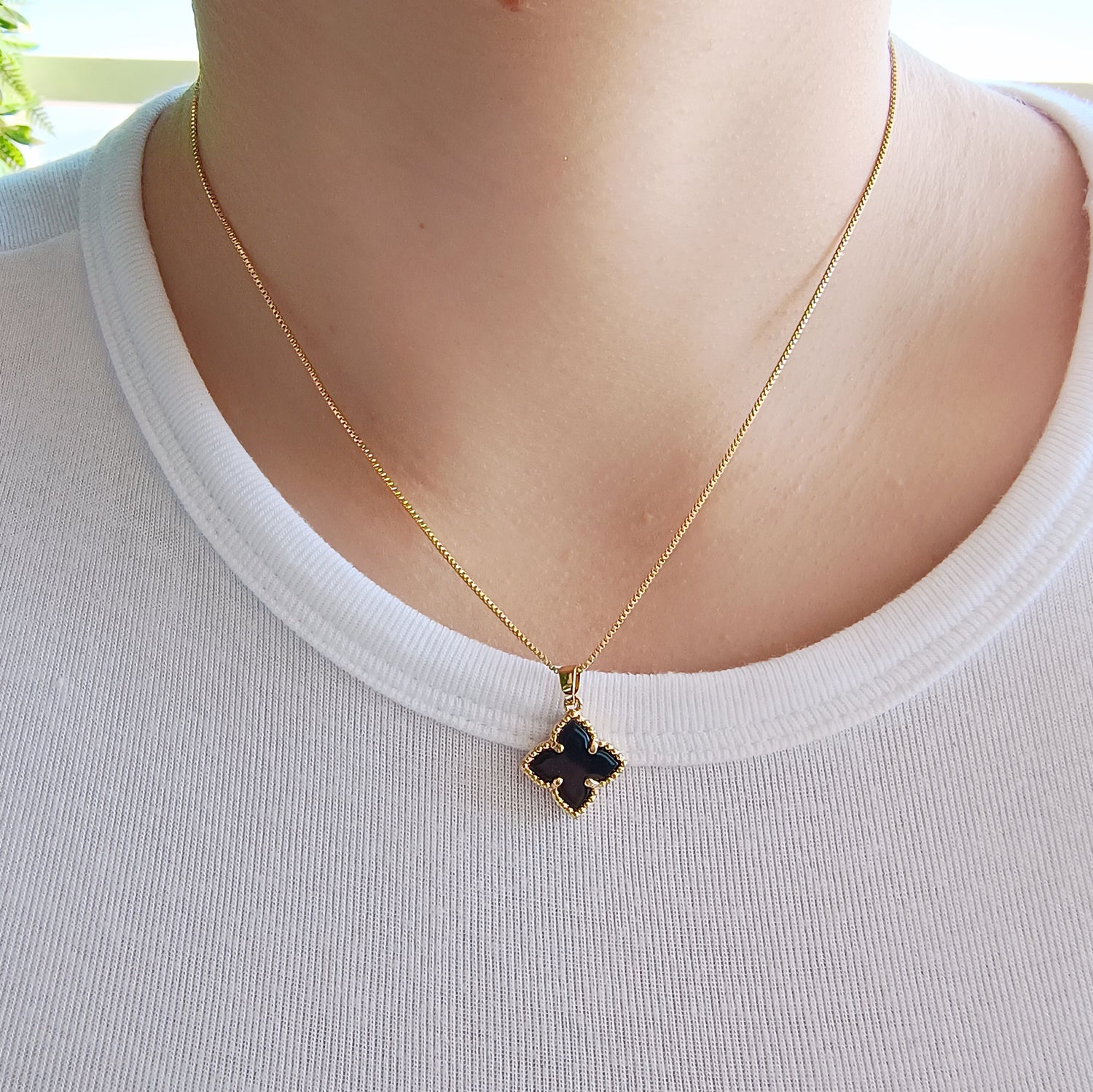 Conjunto Cadena y Colgante Trébol Negro - Baño de Oro 18k