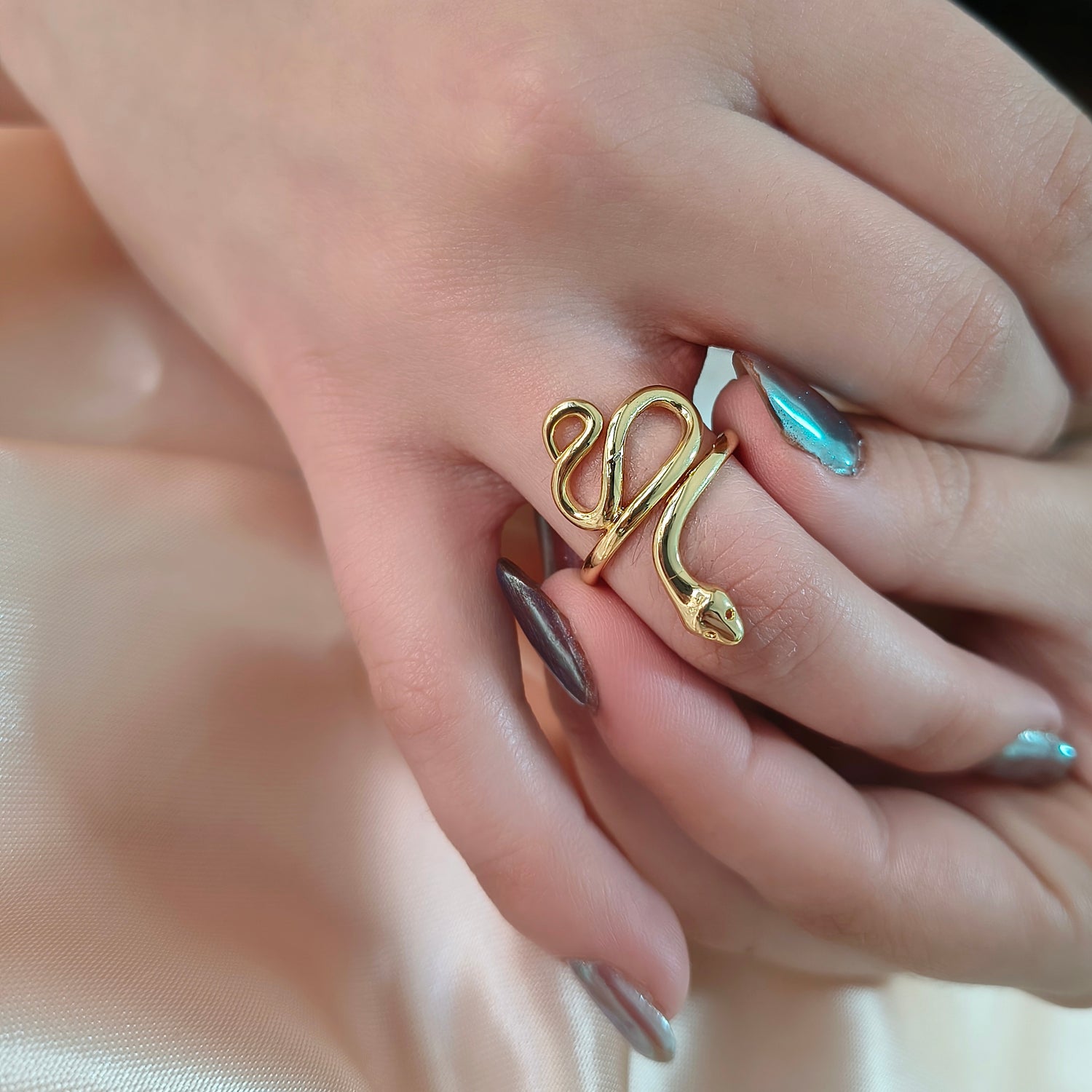 Anillo Snake Liso - Medida Ajustable - Baño de Oro 18Kt
