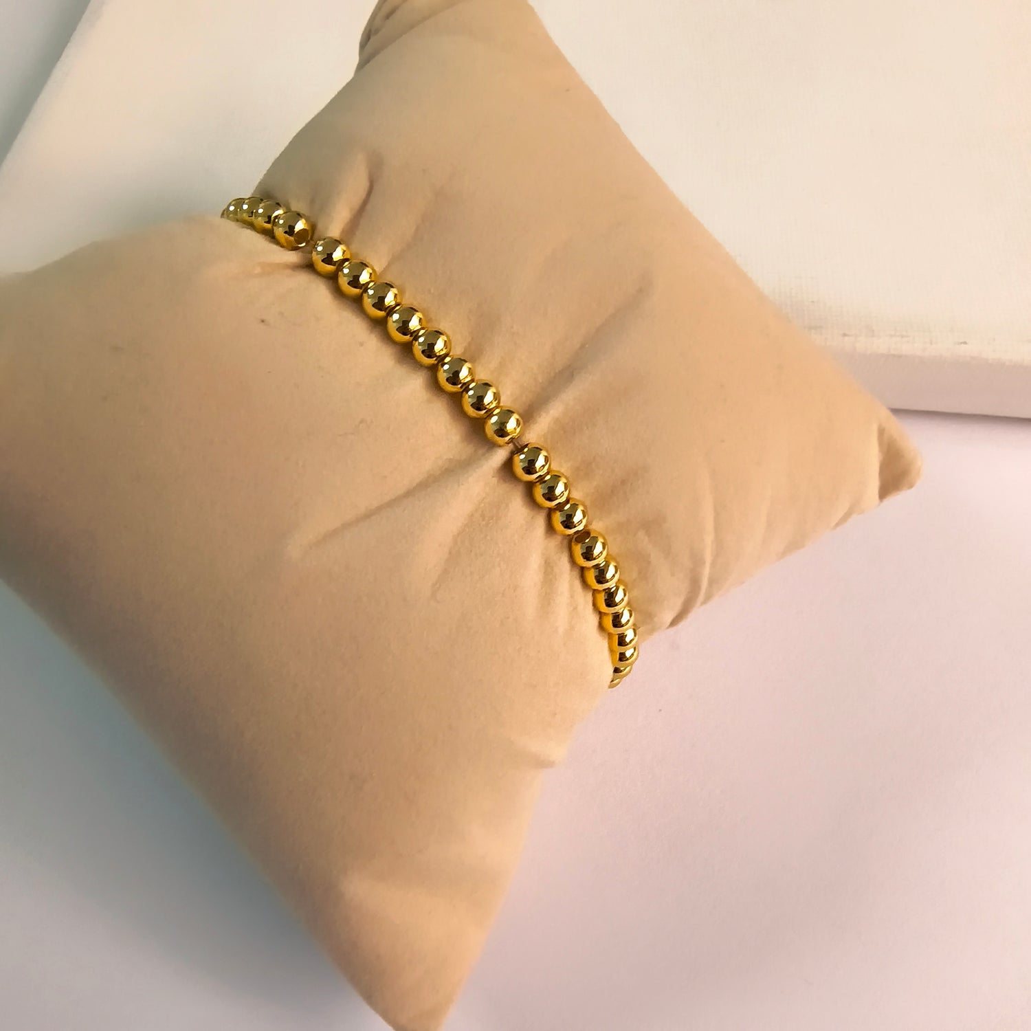 Pulsera Esferas Elasticada - Baño de Oro 18Kt