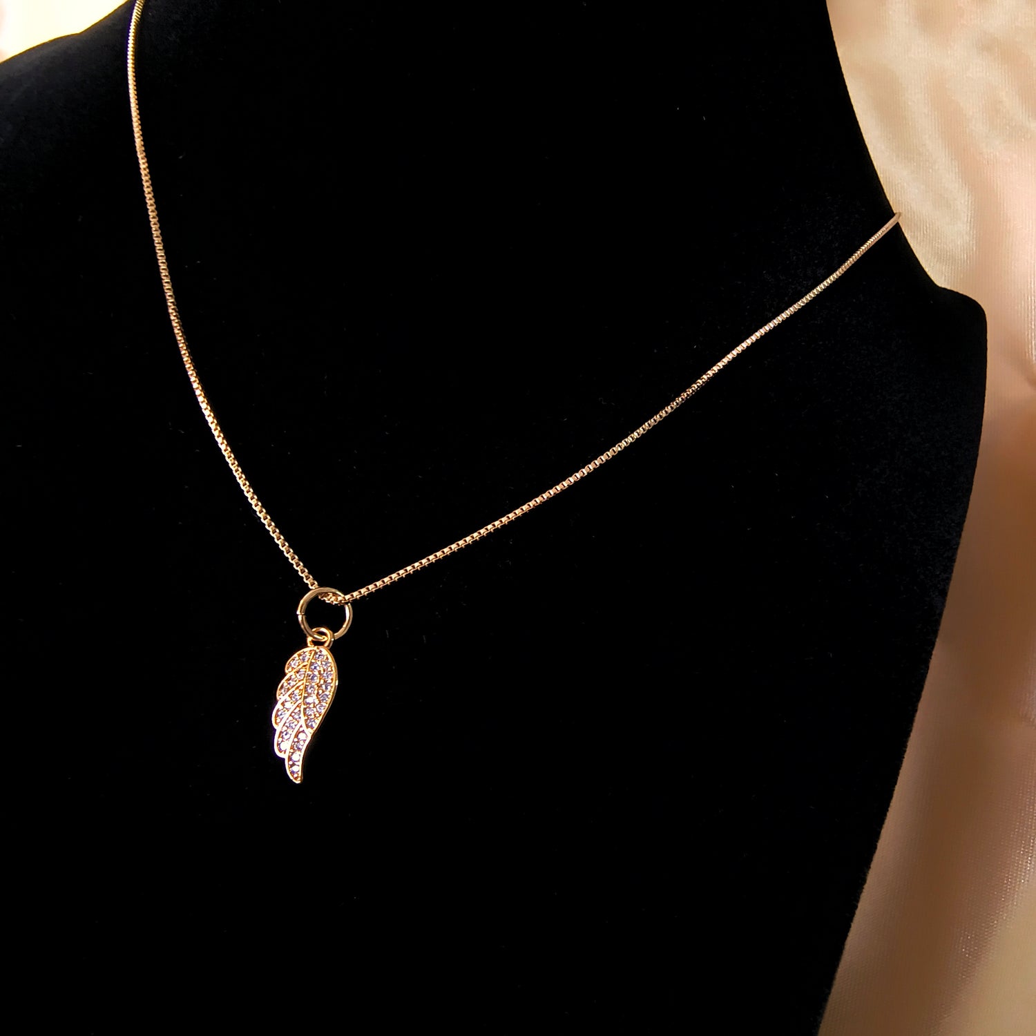 Conjunto Cadena y Colgante Ala de Ángel