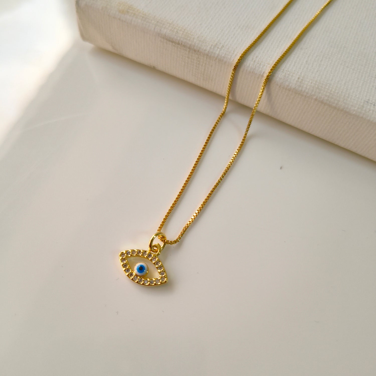 Conjunto Cadena y Colgante Ojo de Horus