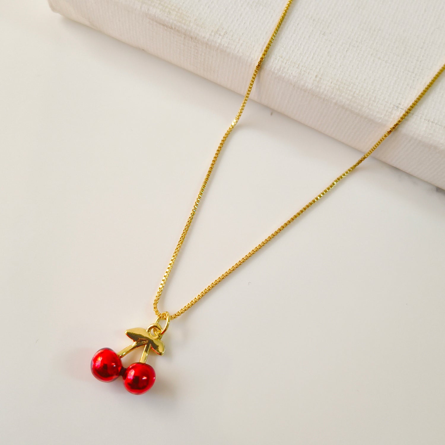 Conjunto Cadena y Colgante Cerecitas