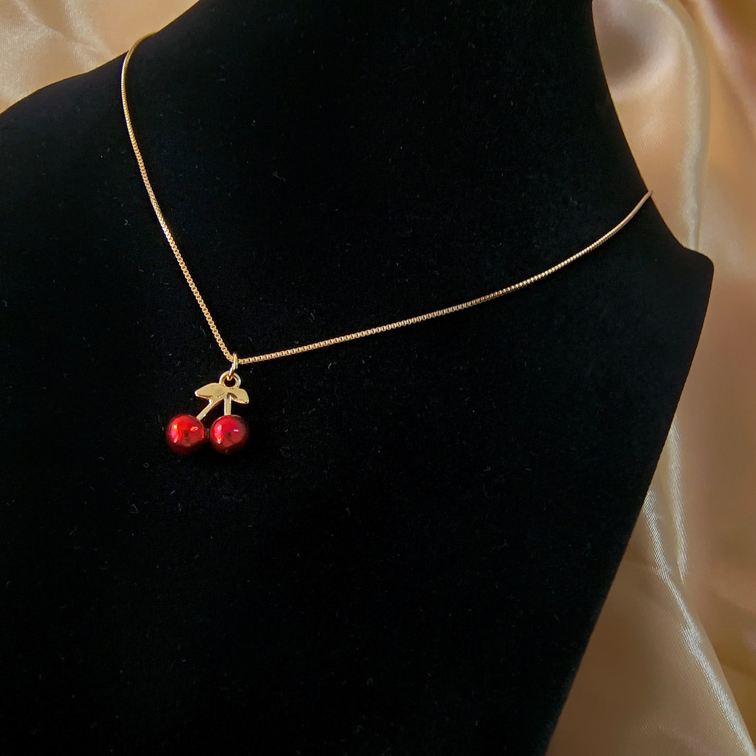 Conjunto Cadena y Colgante Cerecitas
