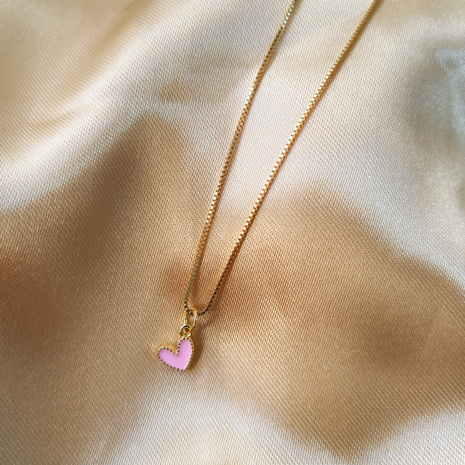 Conjunto Cadena y Colgante Corazón Colores