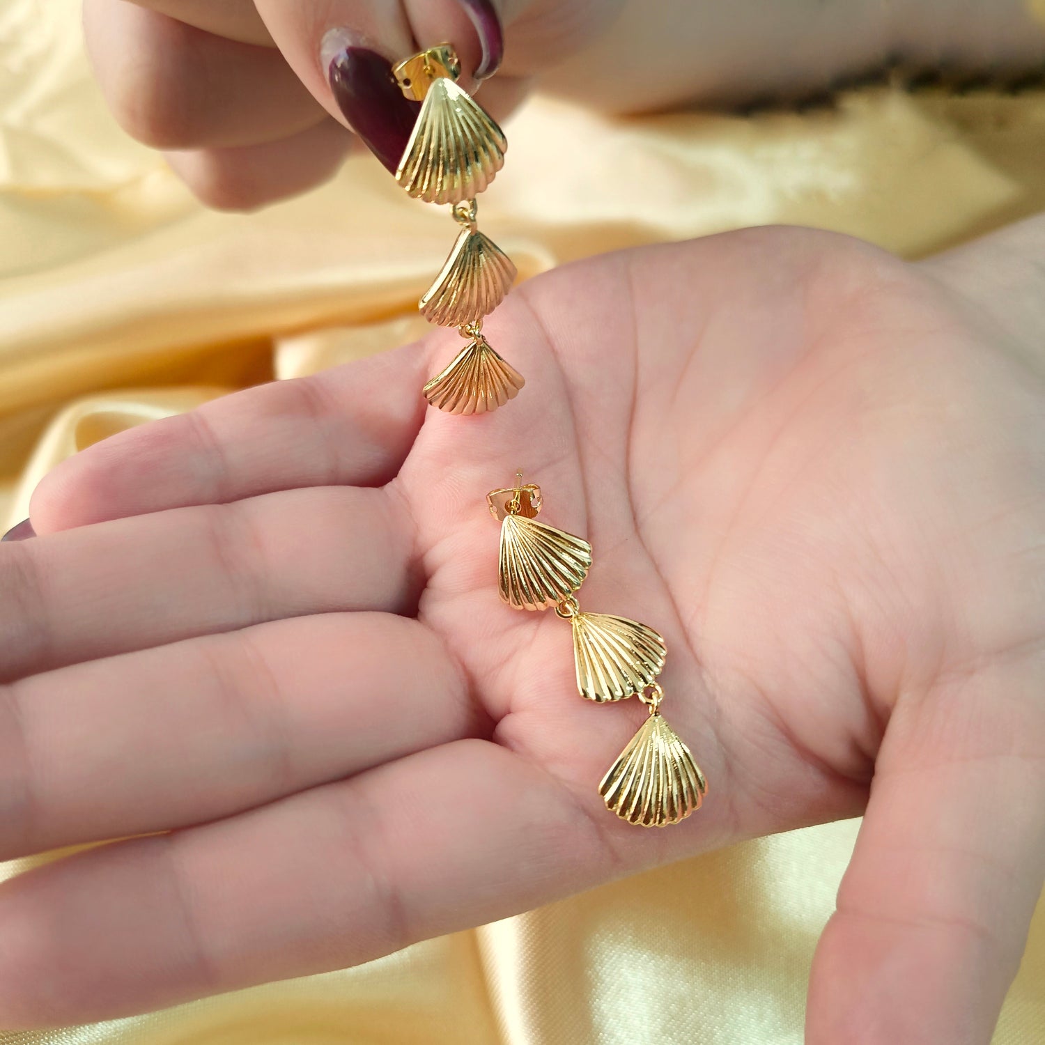 Aros Conchitas - Baño de Oro 18Kt
