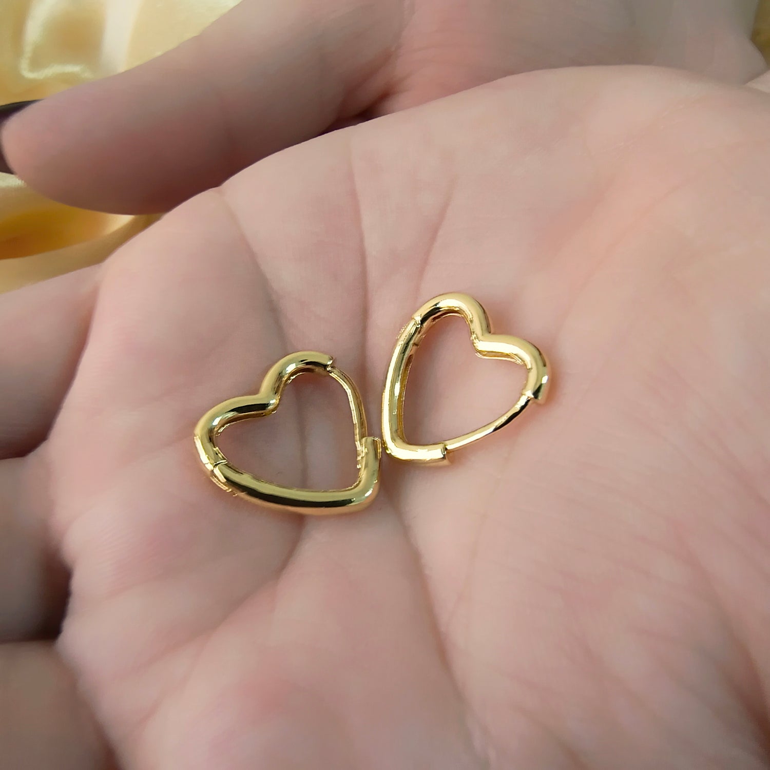 Aros Argolla Corazón - Baño de Oro 18Kt