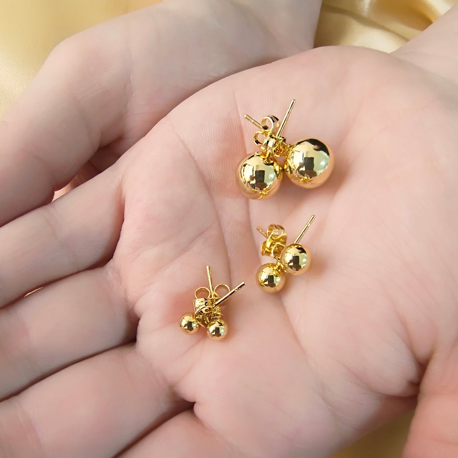 Aros Esferas - Baño de Oro 18Kt