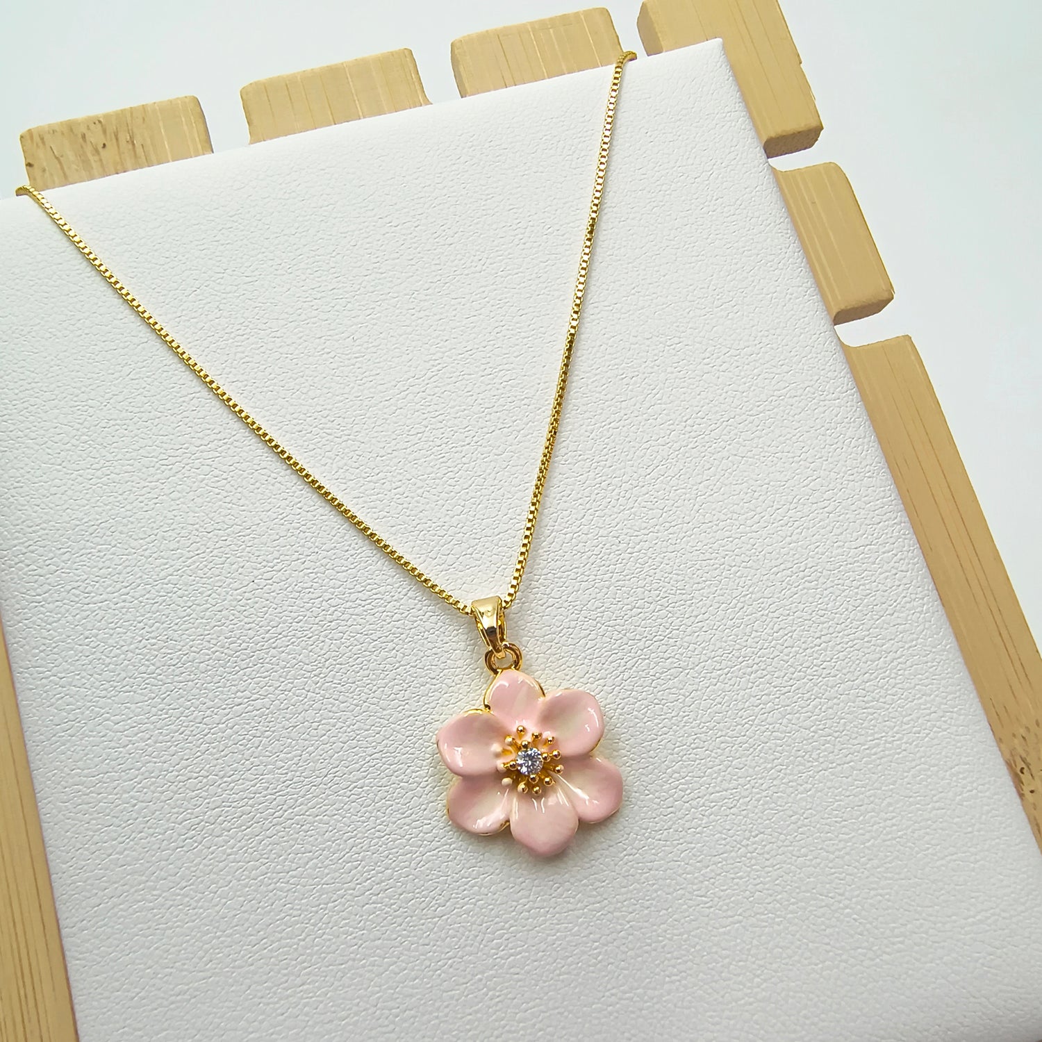 Conjunto Flor de Cerezo - Baño de Oro 18Kt