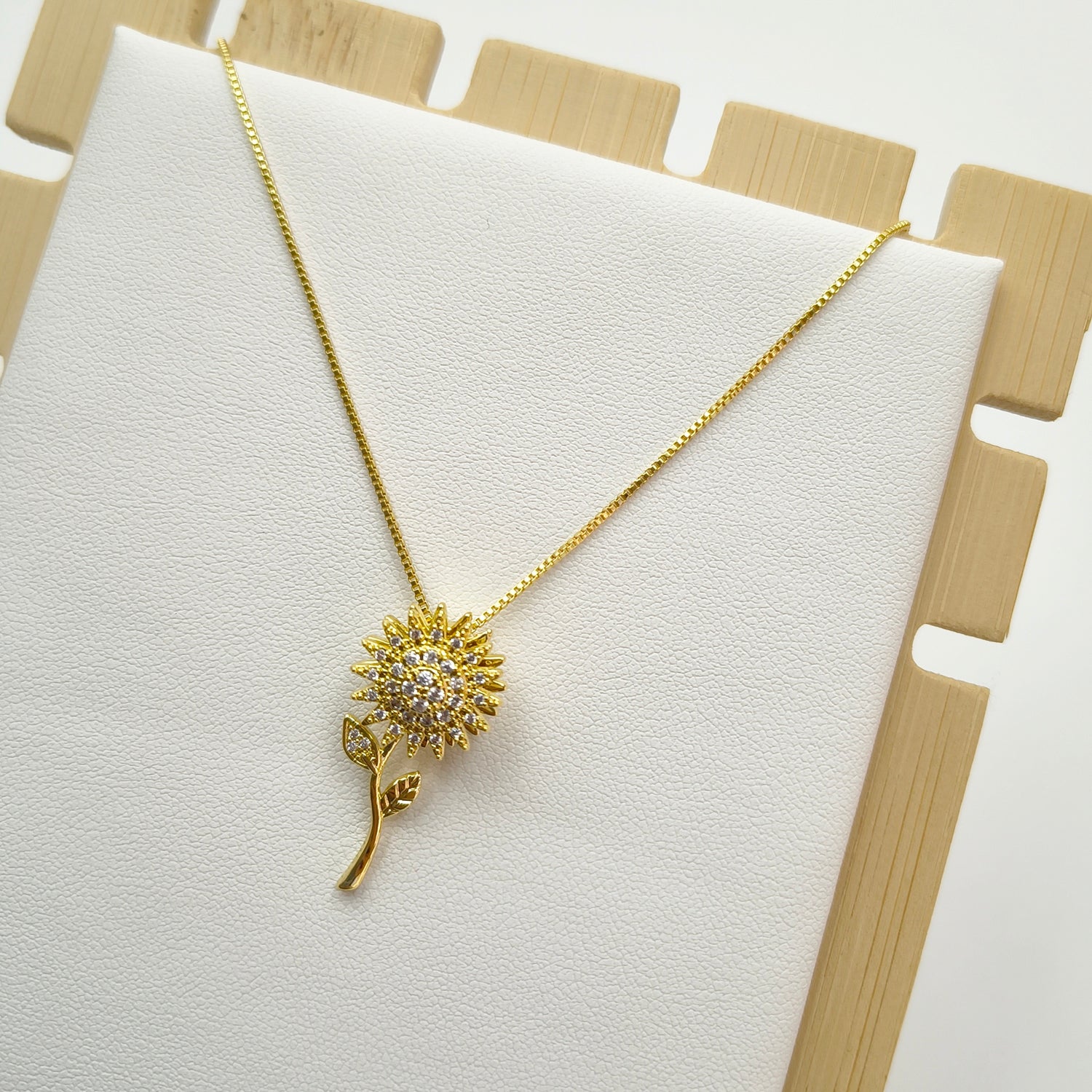 Conjunto Girasol Giratorio Full Circones  - Baño de Oro 18Kt