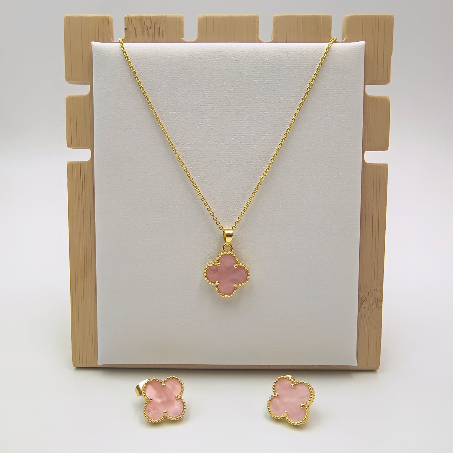 Conjunto Trébol Rosado - Baño de Oro 18Kt