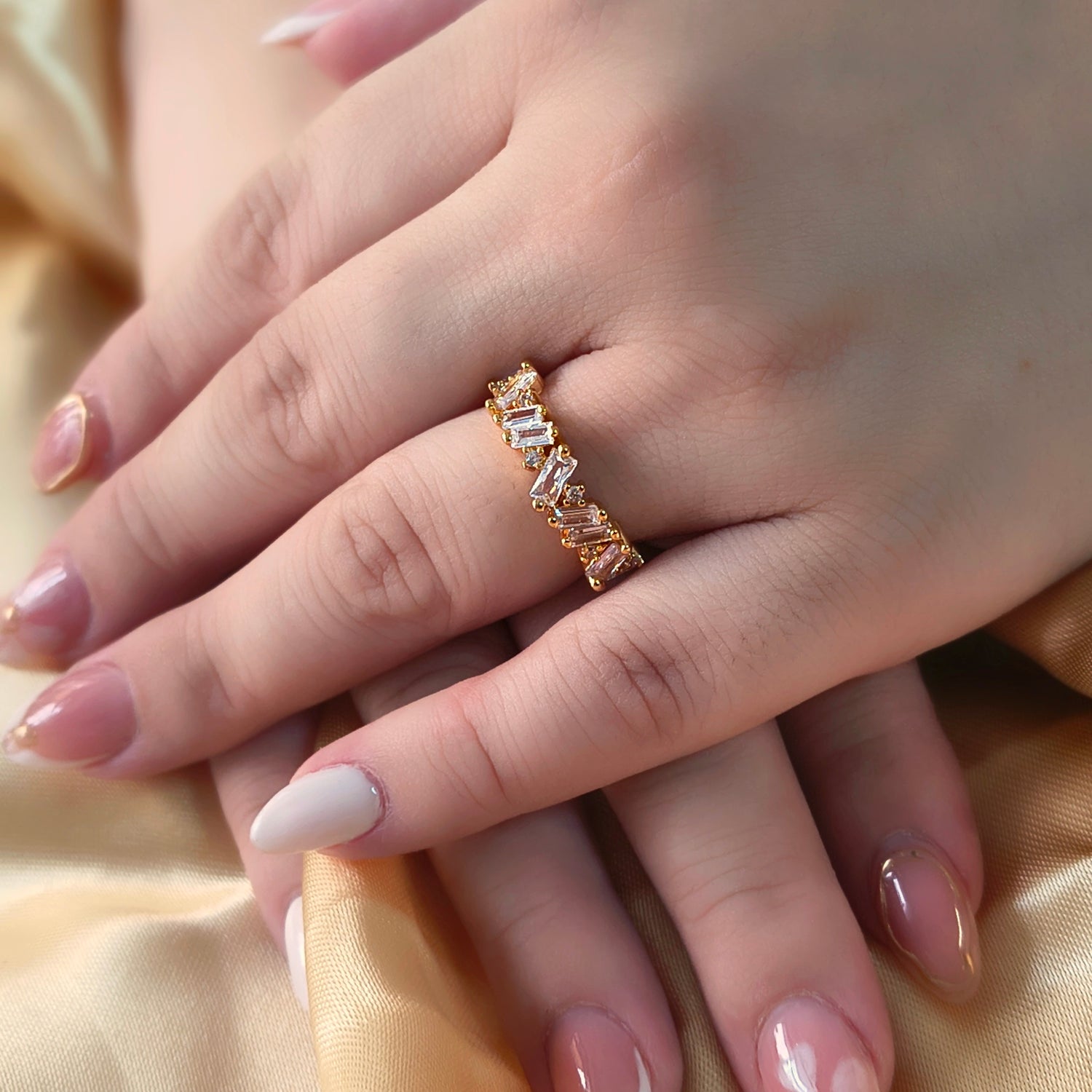 Anillo corte Baguette - Medida Ajustable - Baño de Oro 18Kt