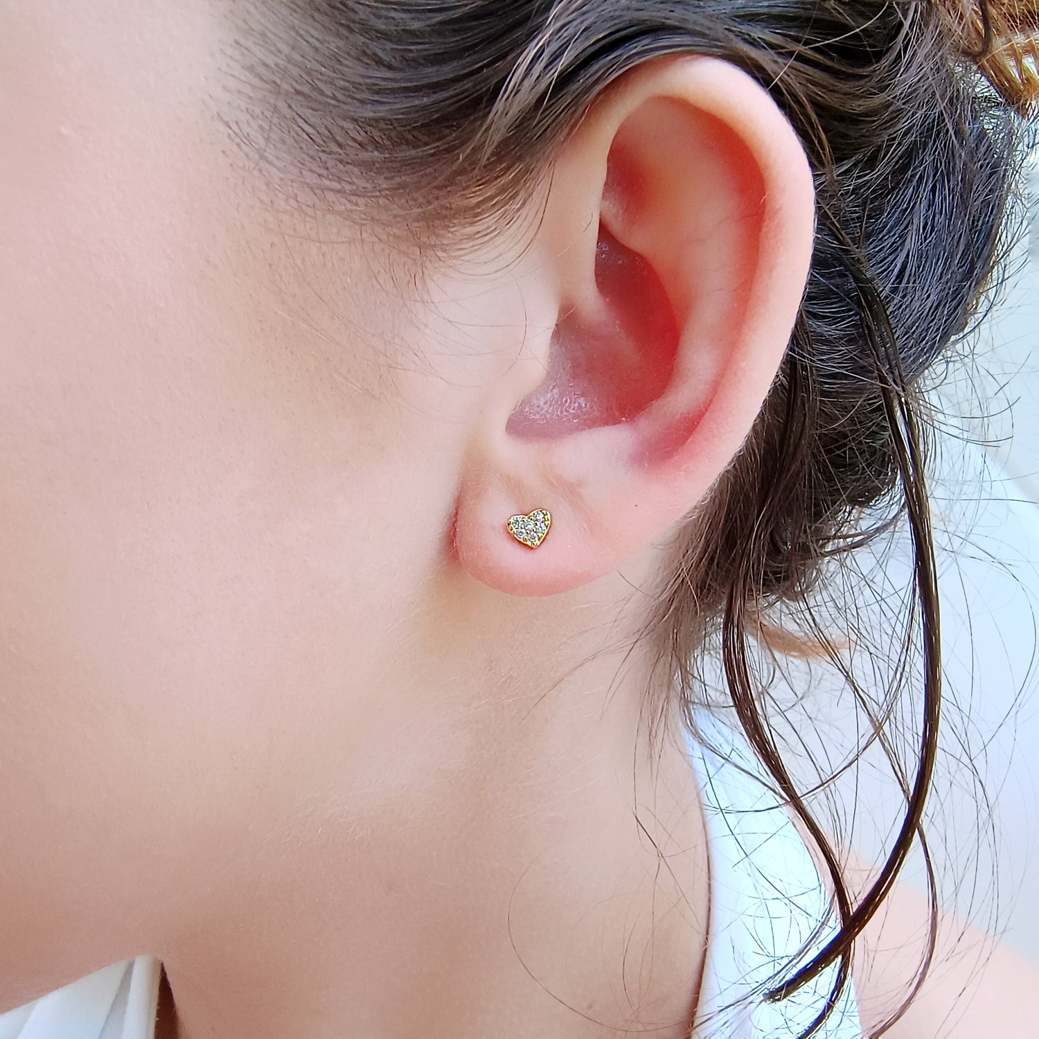 Aros Corazón Pegado - Baño de Oro 18Kt y Circones