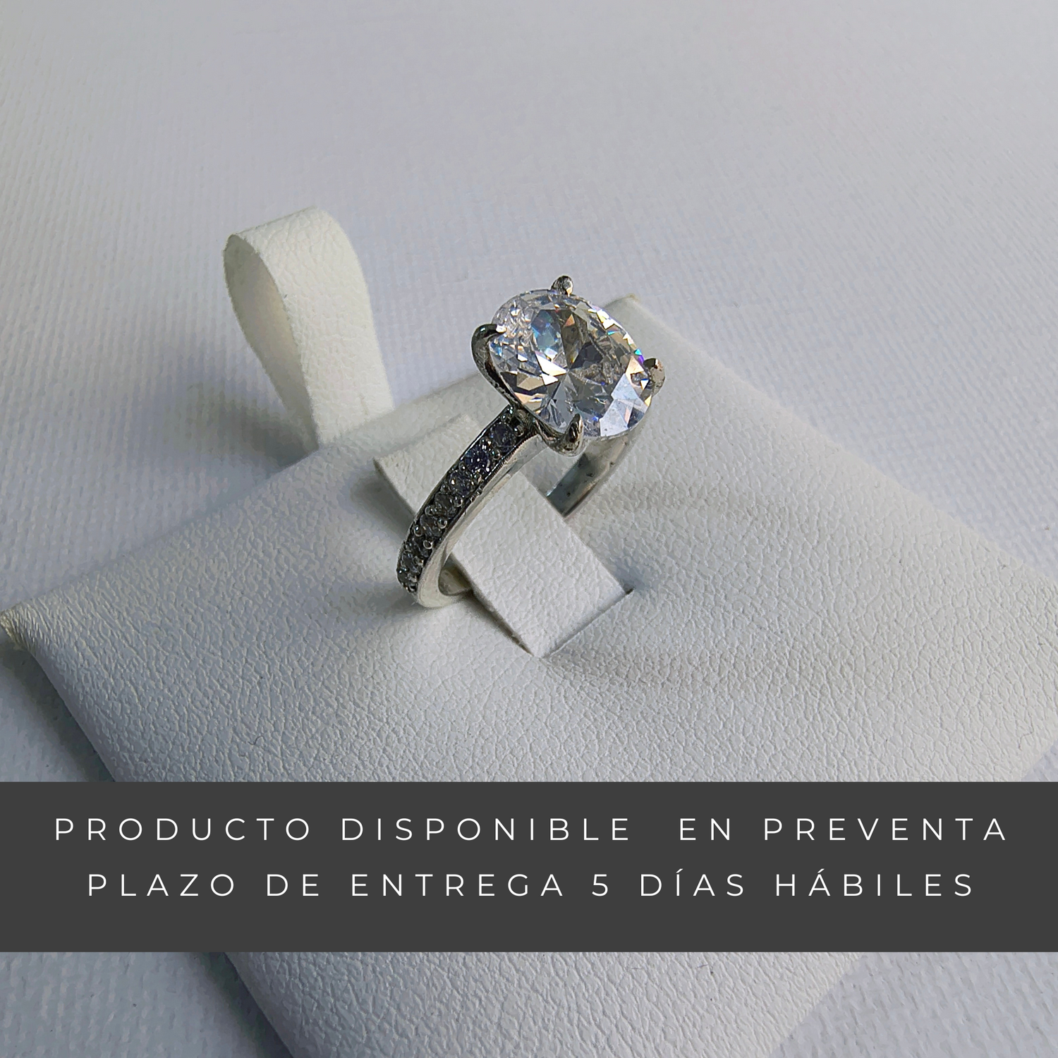 Anillo Solitario Ovalado - Fabricación Propia