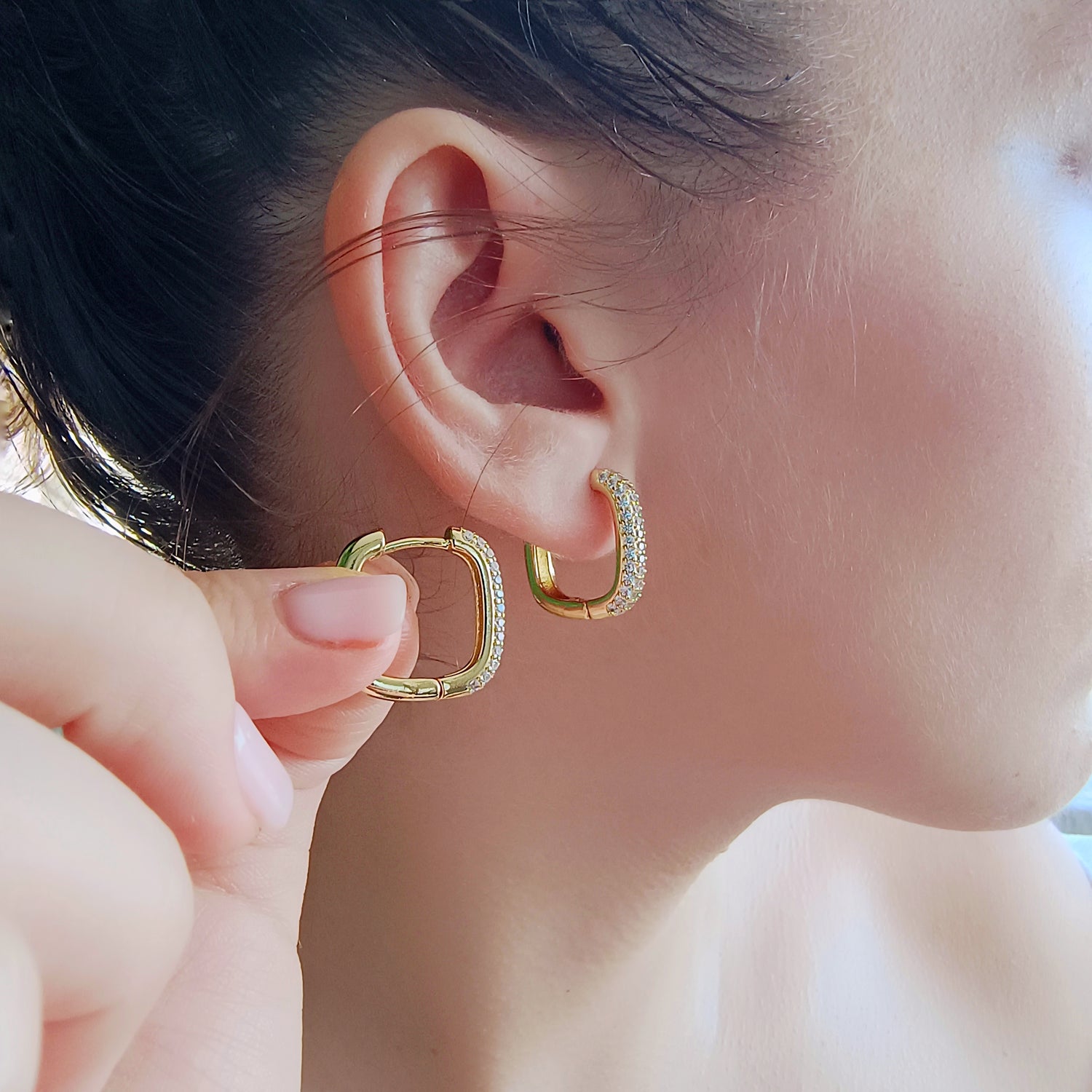 Aros Cuadrado Circón - Baño de Oro 18Kt