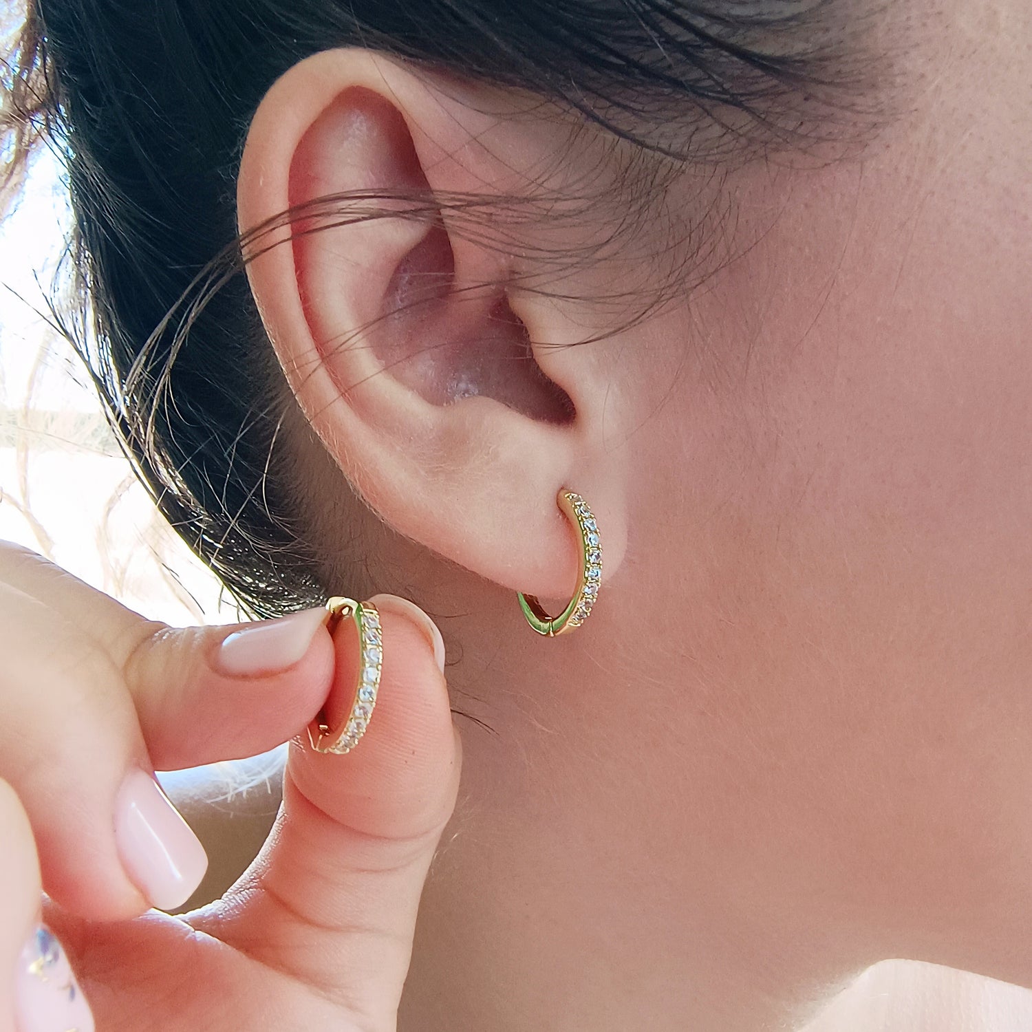 Aros Vittoria Tamaño Mediano - Baño de Oro 18Kt