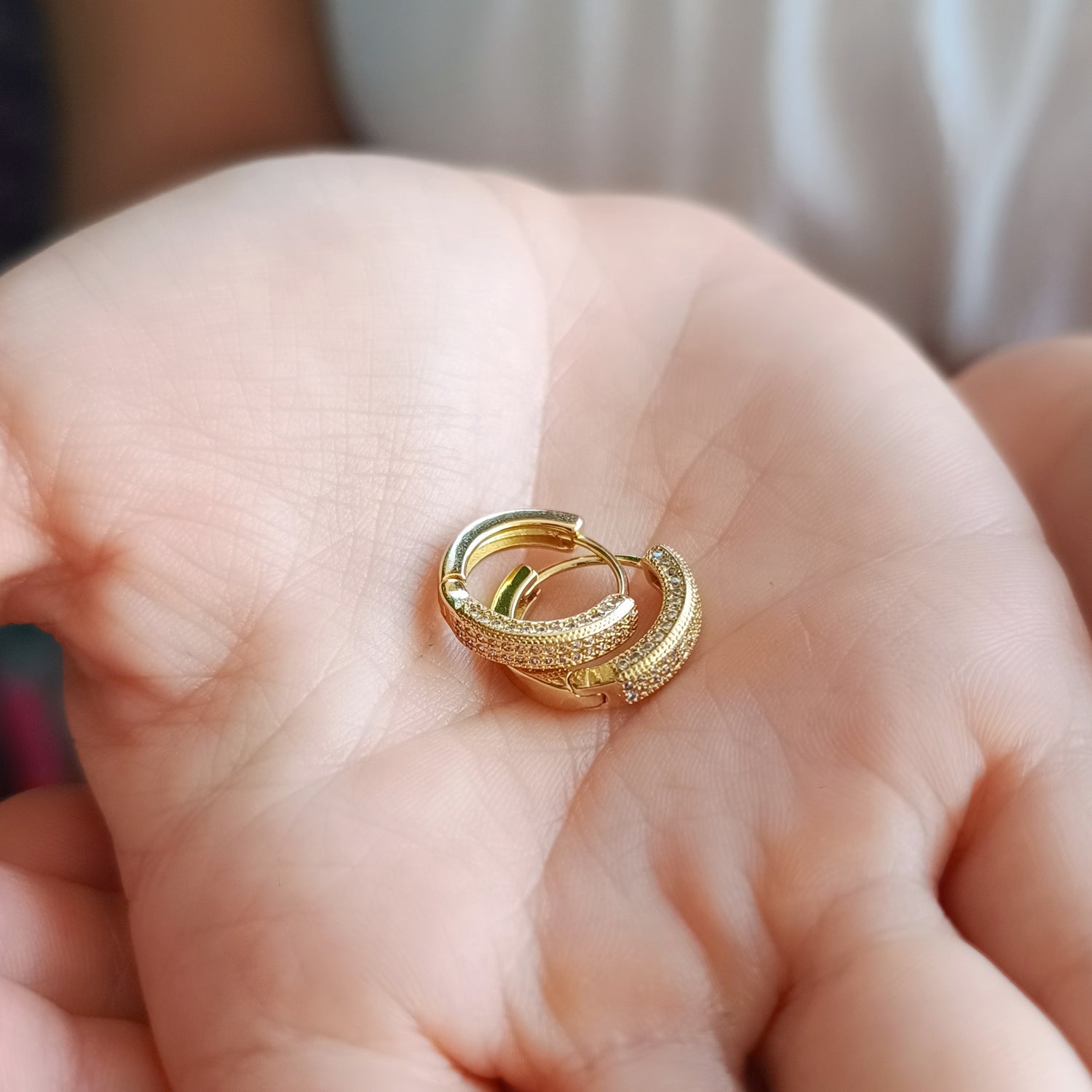 Aros Giorgia - Baño de Oro 18Kt y Circones