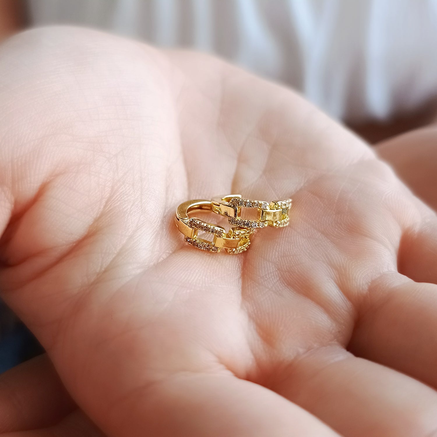 Aros Alessia - Baño de Oro 18kt y Circón