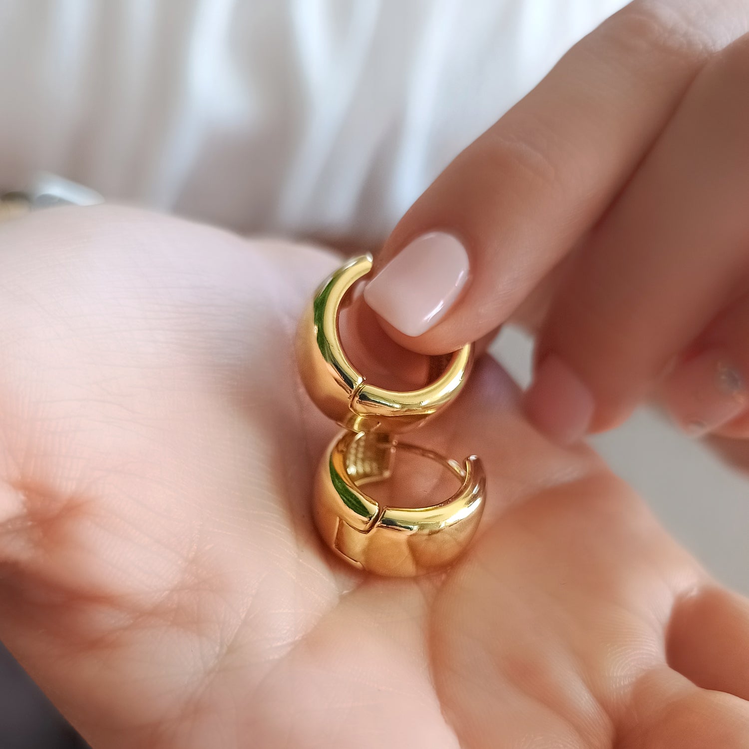 Aros Julieta Tamaño Grande - Baño de Oro 18kt