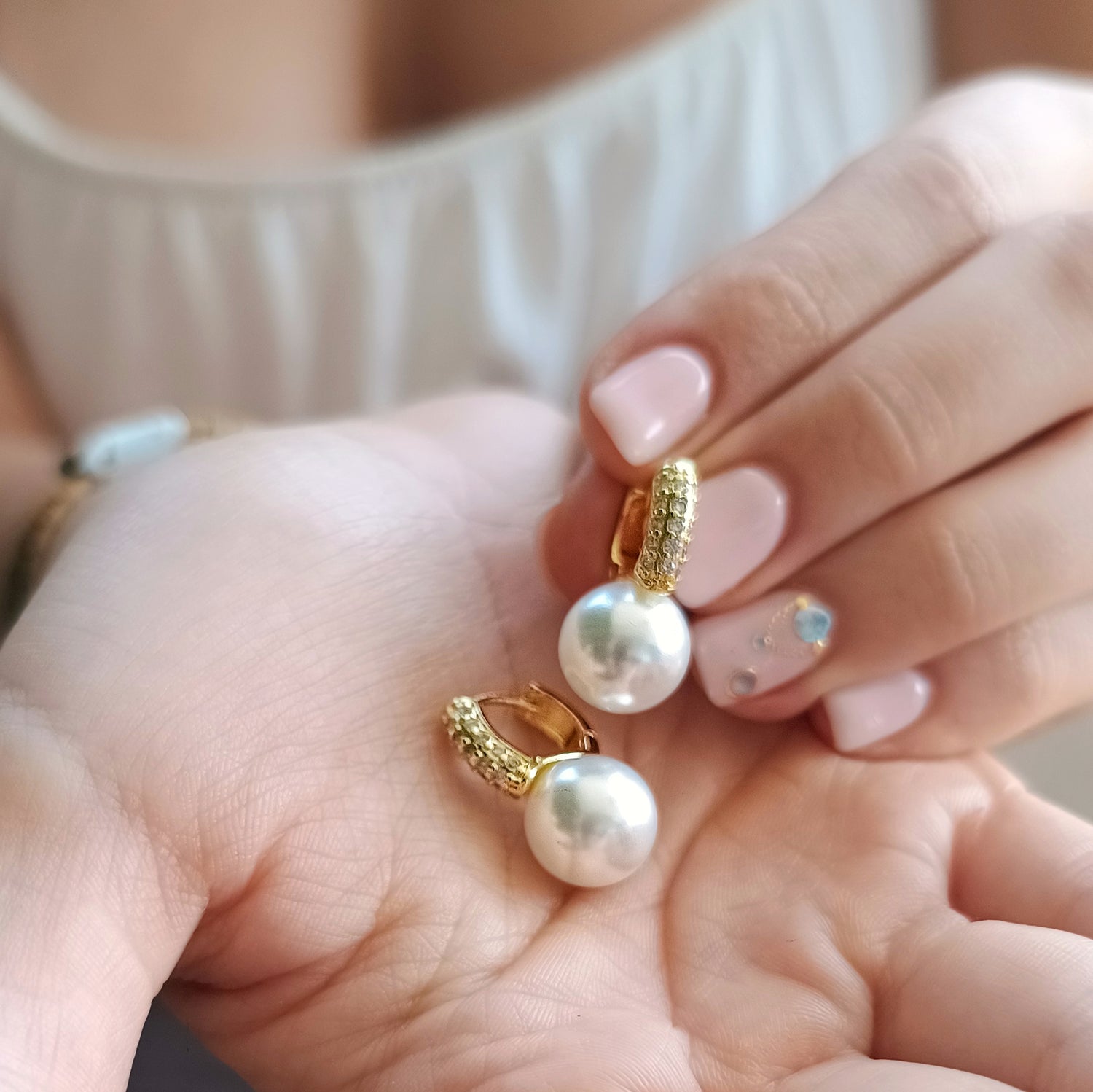 Aros Perla y Circones - Baño de Oro 18Kt