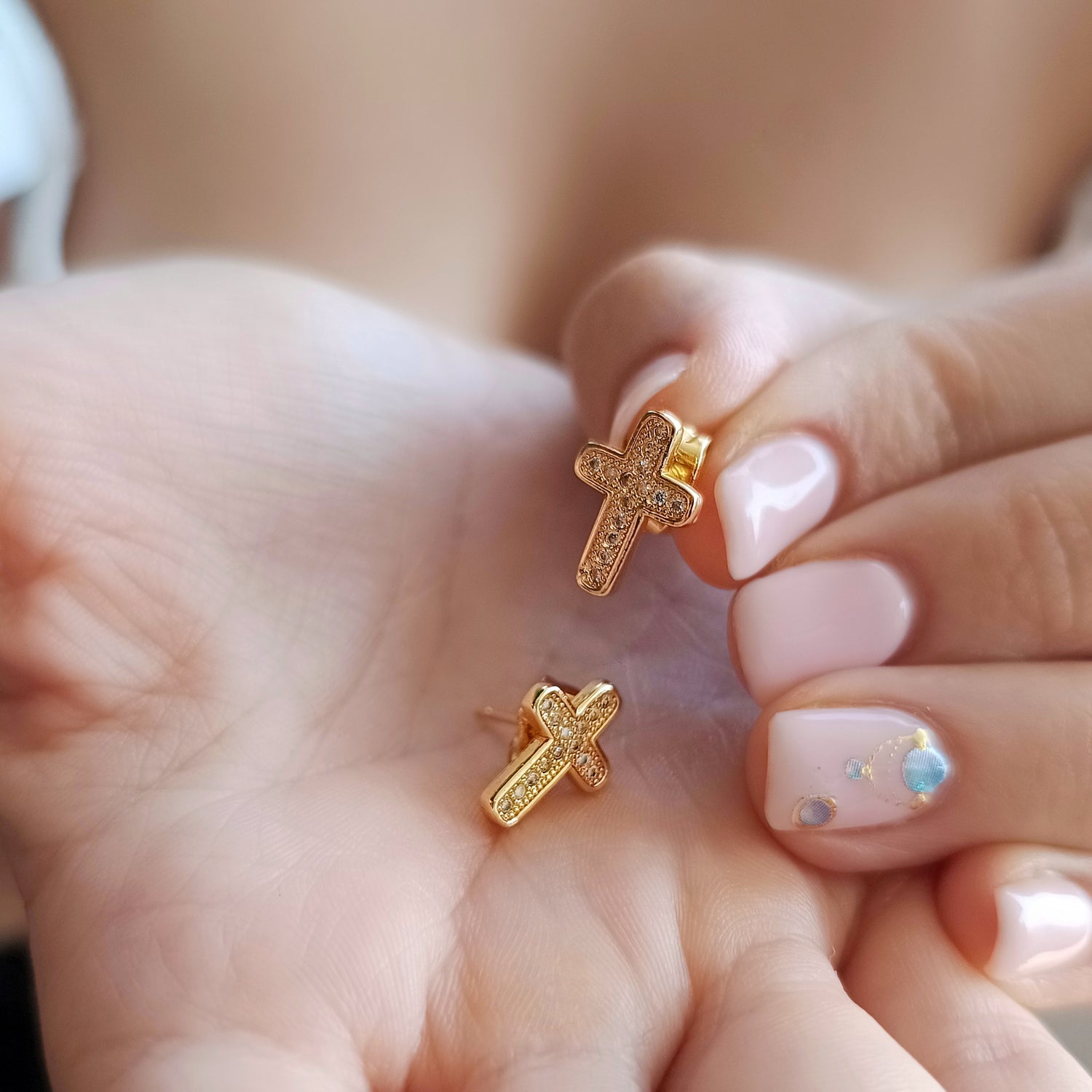 Aros Cruz de Circones - Baño de Oro 18Kt