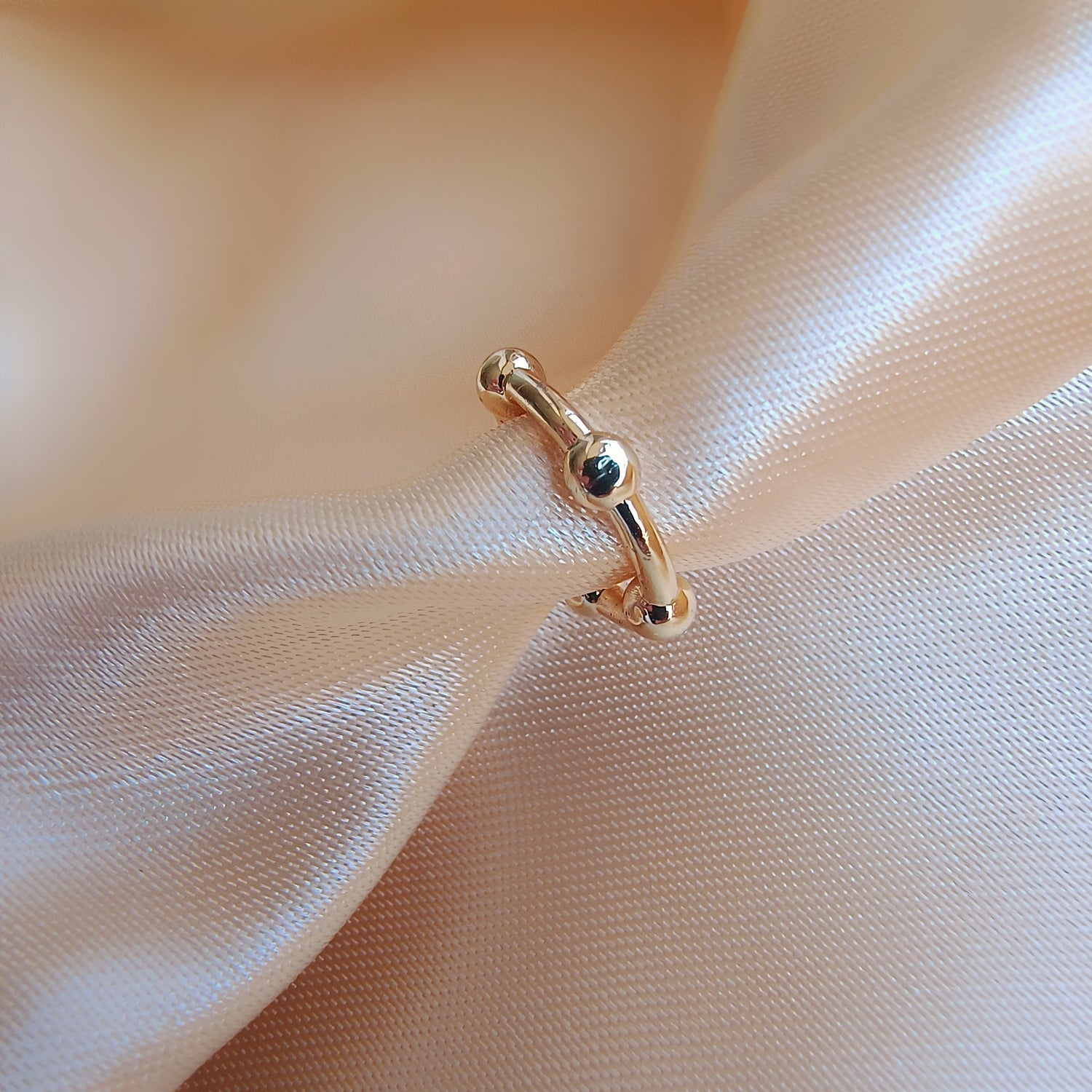 Cuff Esferas - Baño de Oro 18Kt