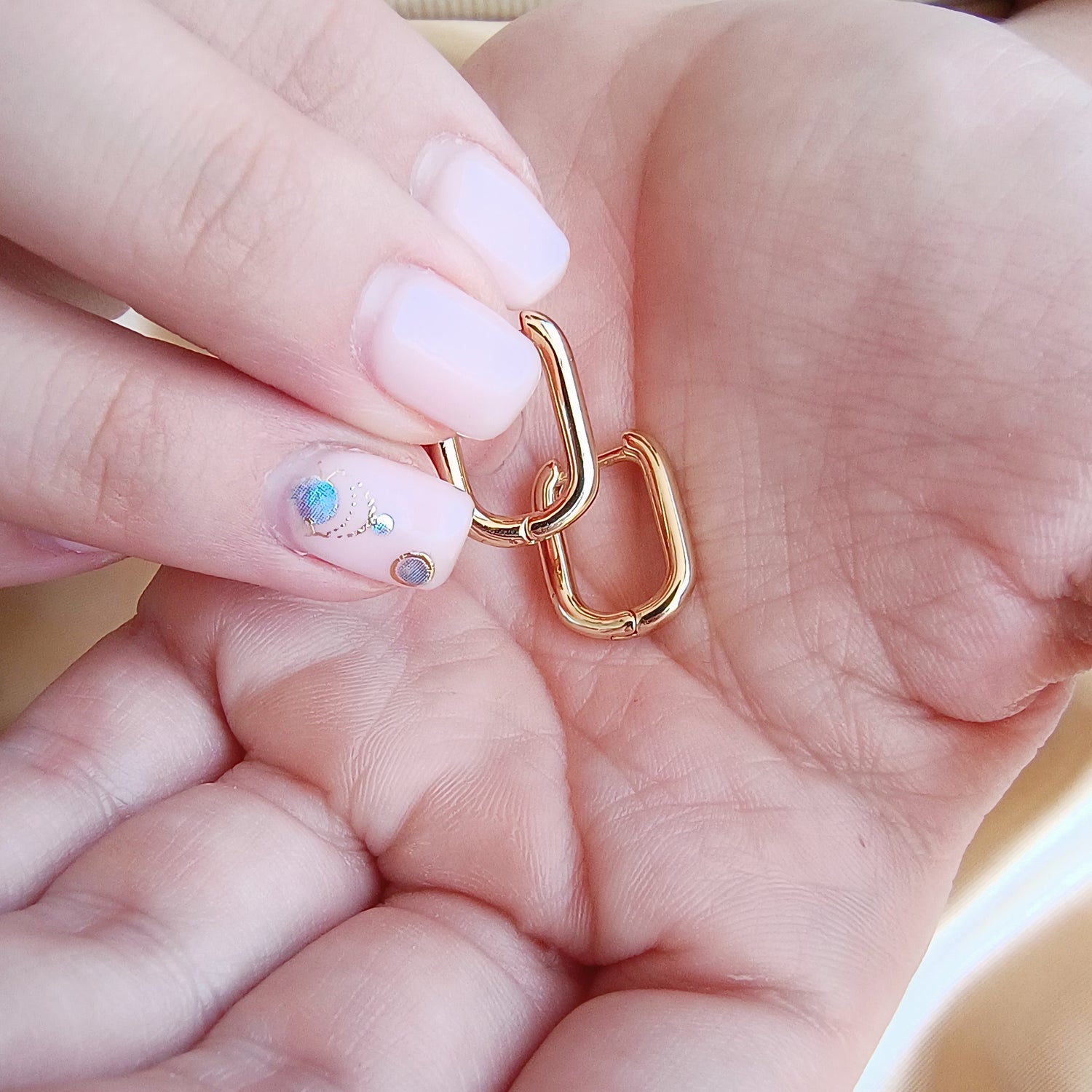 Aros Clip Tamaño Pequeño - Baño de Oro 18Kt