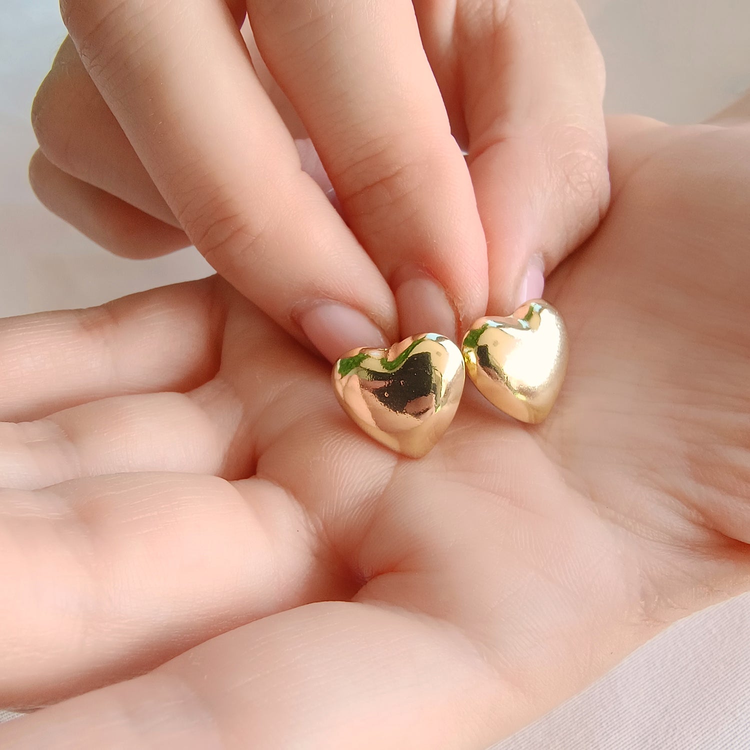 Aros Corazón Inflado Grande - Baño de Oro 18Kt