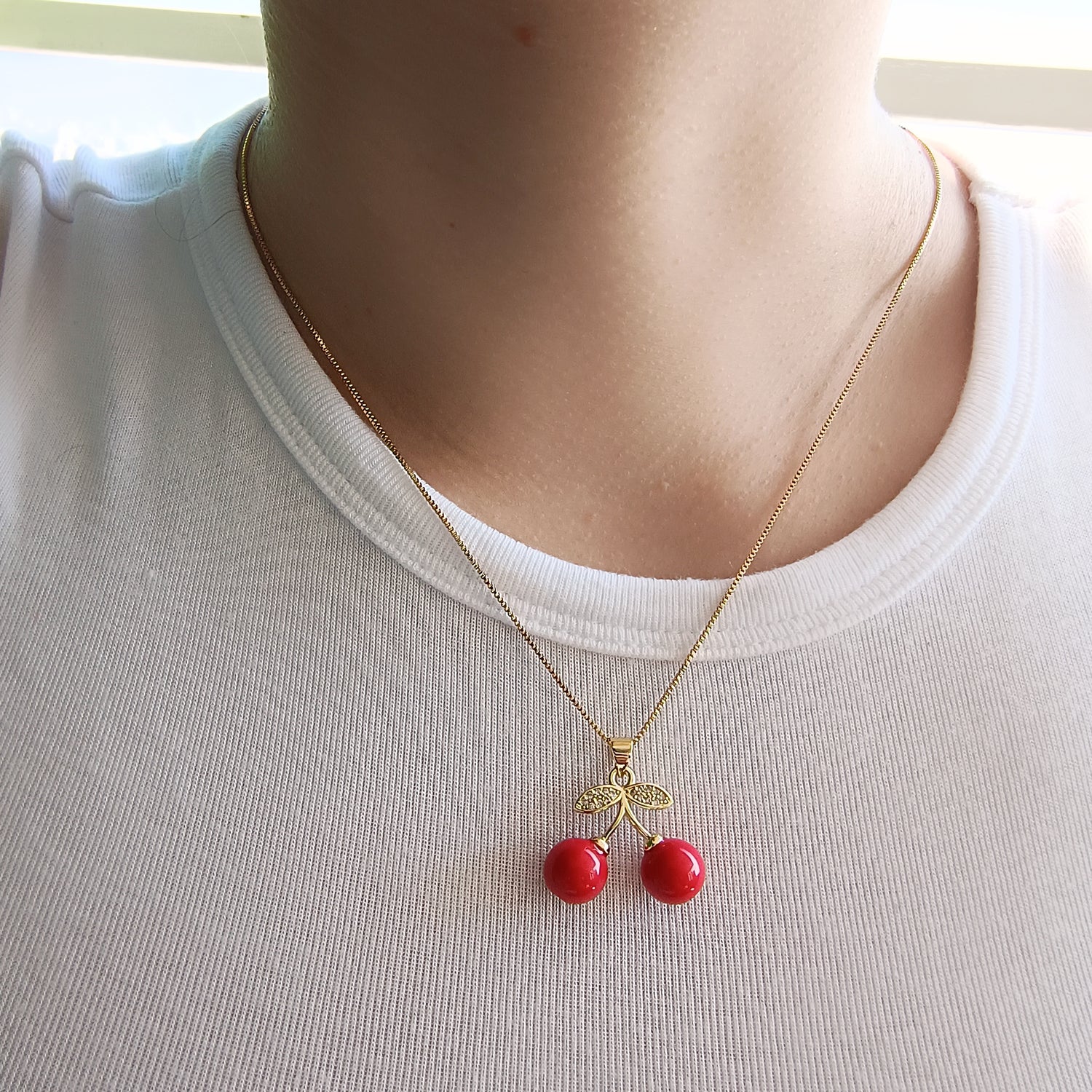 Conjunto Cadena y Colgante Guindas