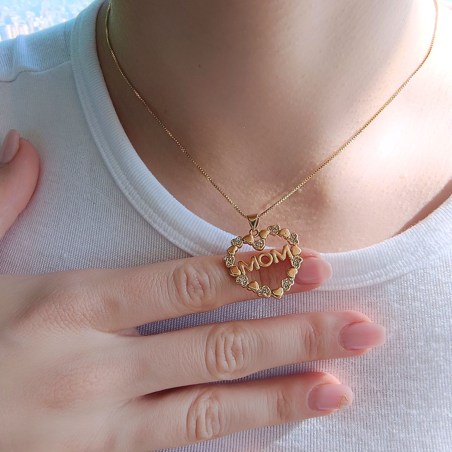Conjunto Cadena y Colgante Corazón Mamá Grande