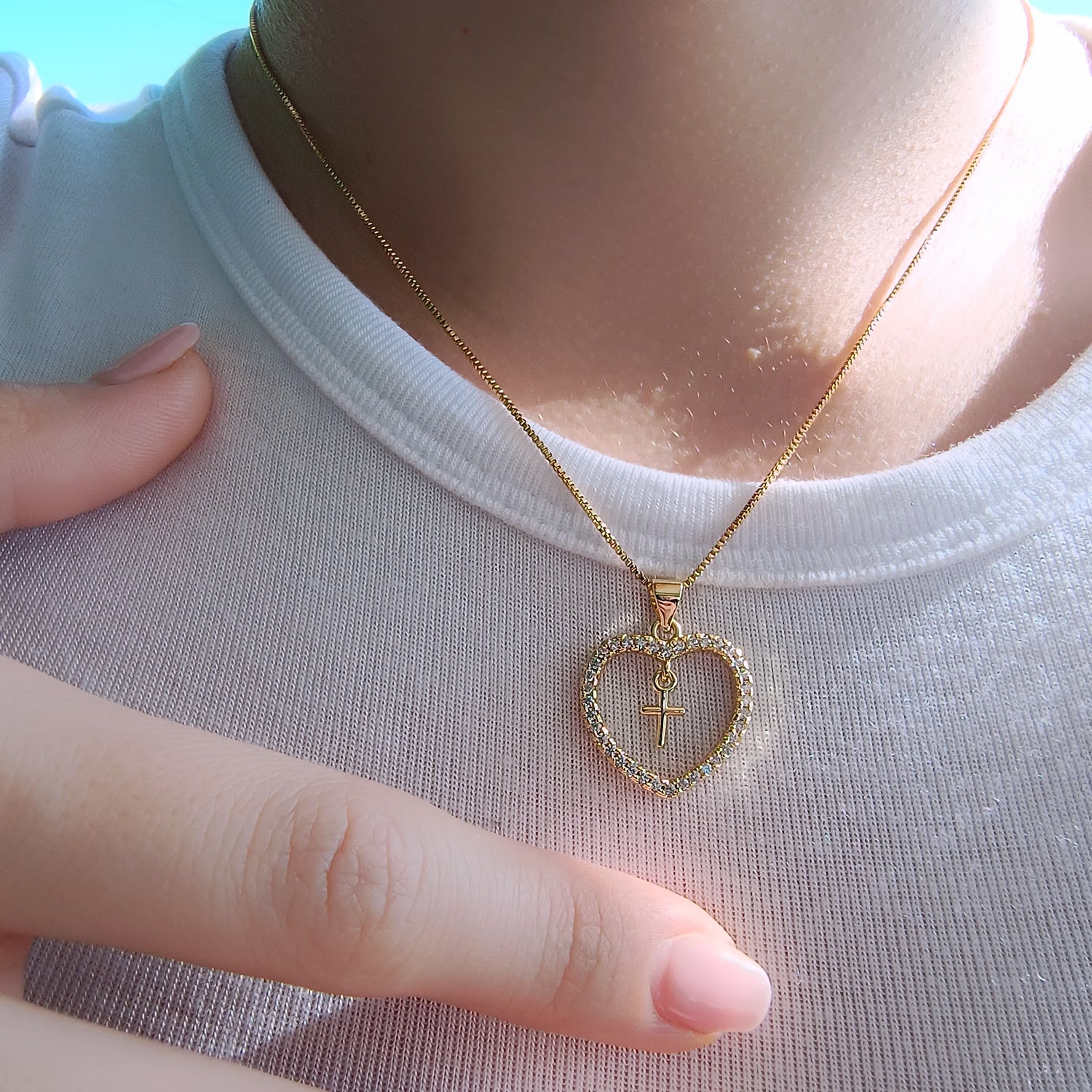 Conjunto Cadena y Colgante Corazón Cruz