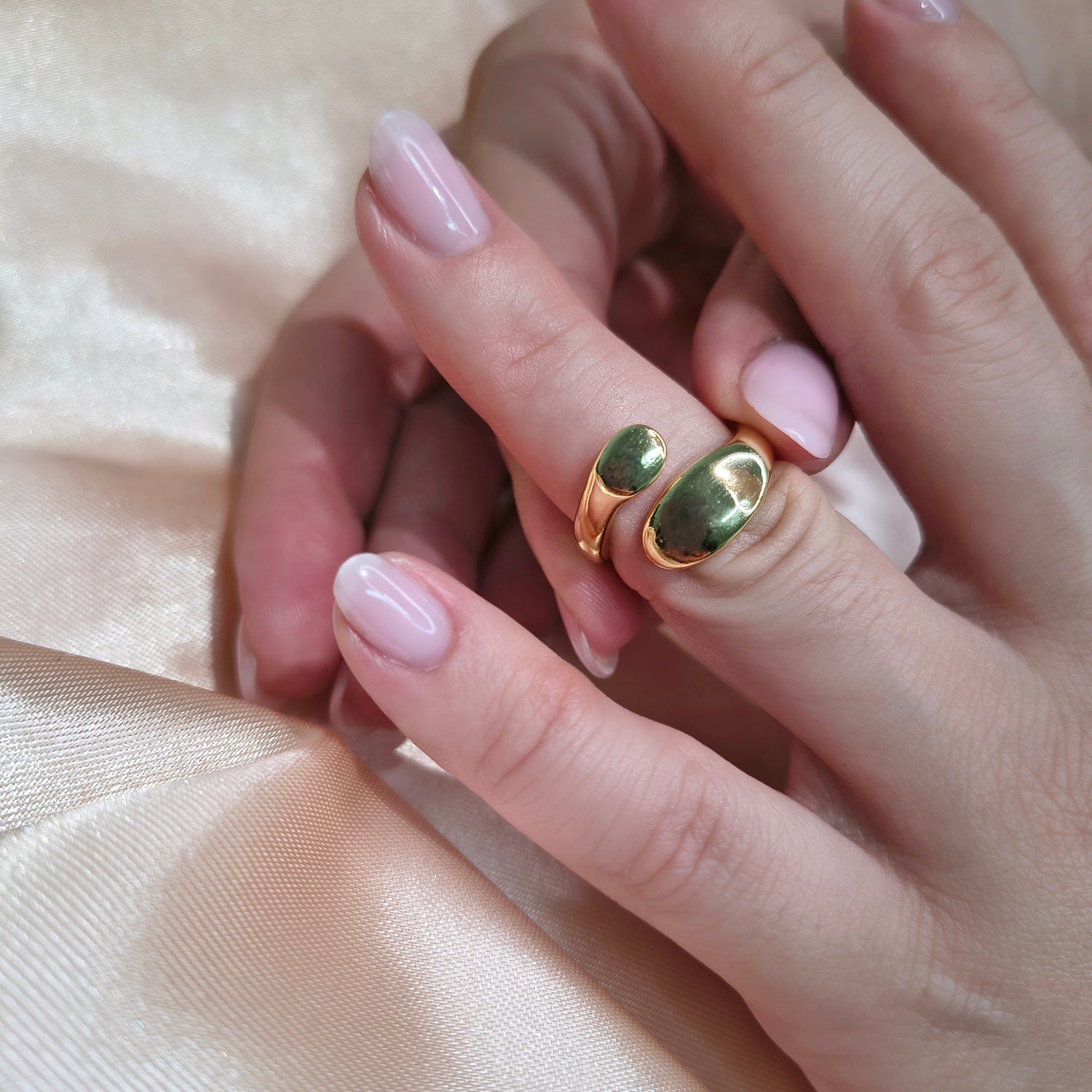 Anillo Doble Gota - Medida Ajustable - Baño de Oro 18Kt
